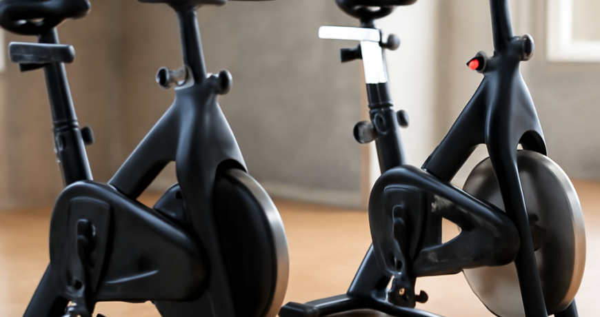 Cyclette e spin-bike: cinghie contro catene, chi vince oggi
